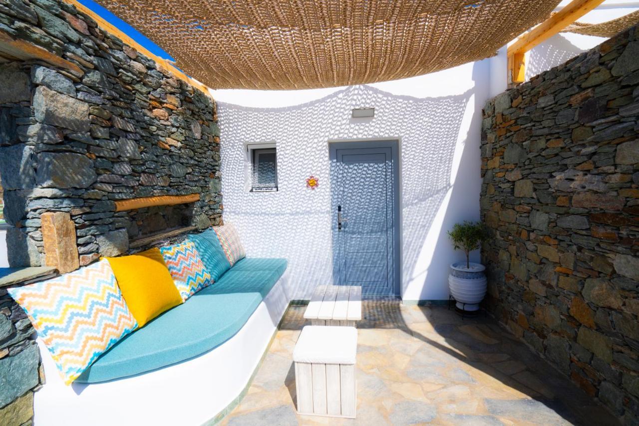 Mantellina Suites Kanala Esterno foto